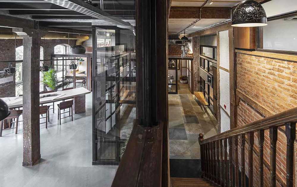 The Loft | Redefined. Space for architecture in SoBo, Mumbai