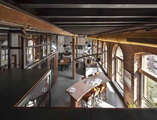 The Loft | Redefined. Space for architecture in SoBo, Mumbai