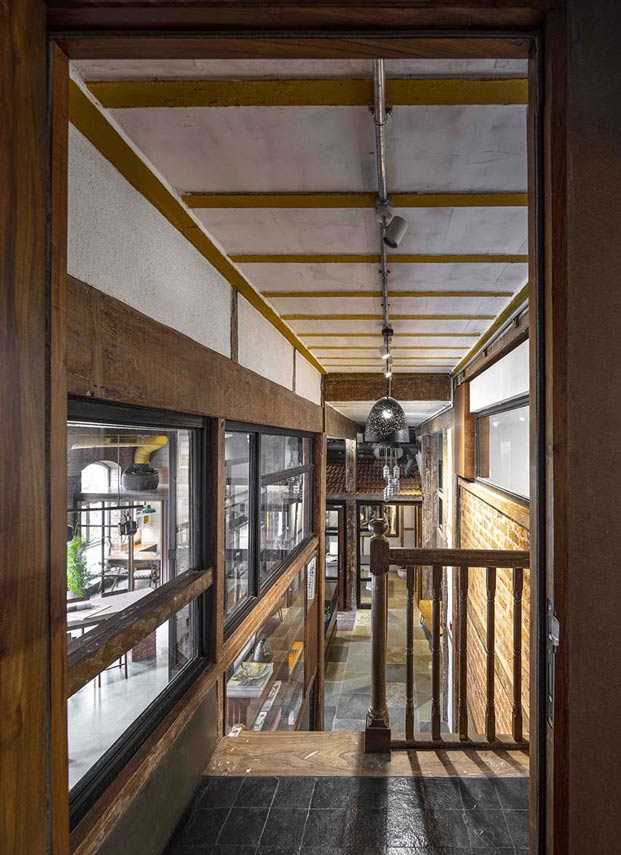 The Loft | Redefined. Space for architecture in SoBo, Mumbai