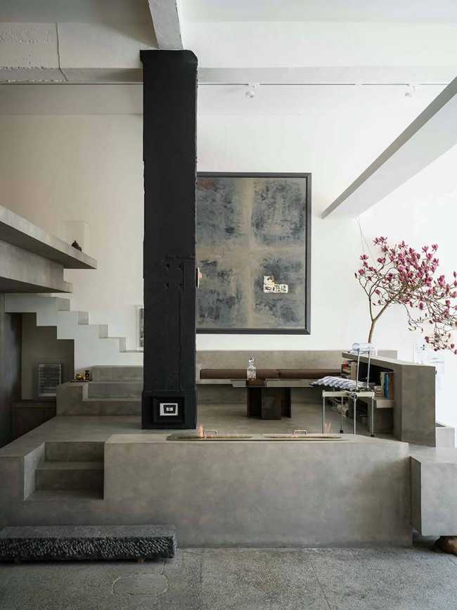 743 ART Lab in Shanghai. Artist's studio, gallery and place for thinking
