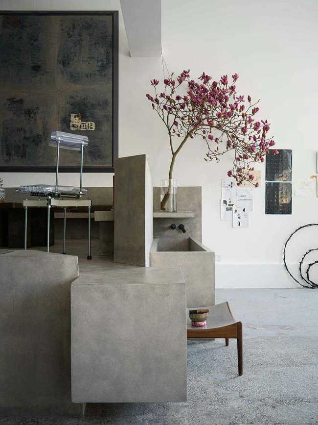 743 ART Lab in Shanghai. Artist's studio, gallery and place for thinking