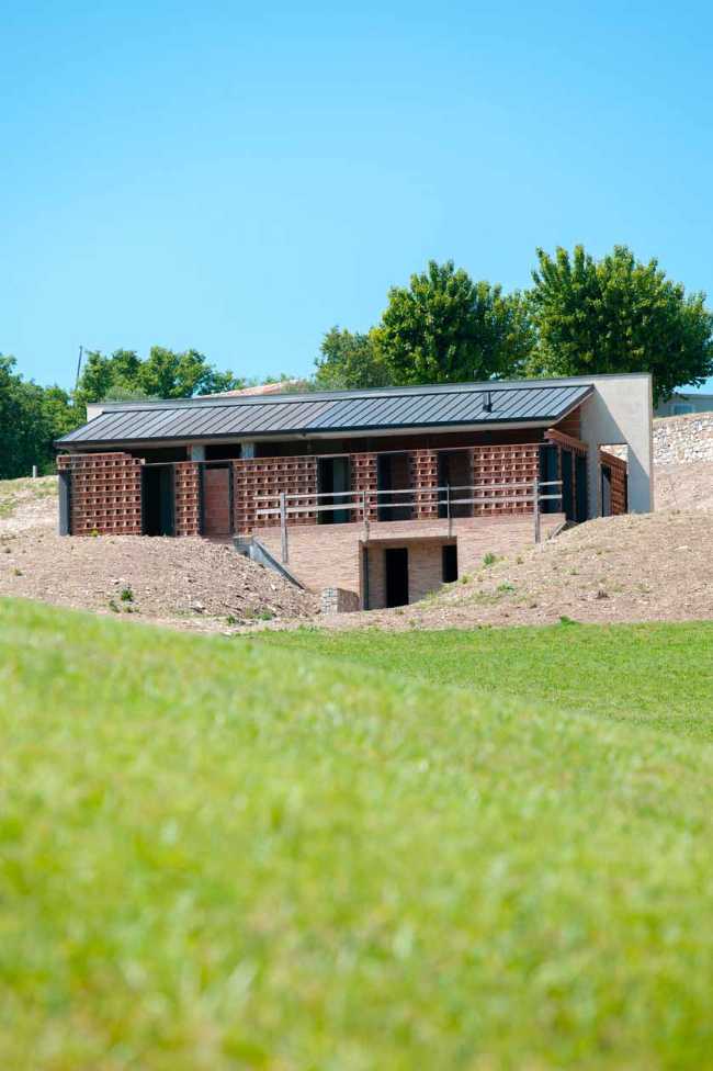 Complesso residenziale ad Asproli | il borgo tra storia e modernità