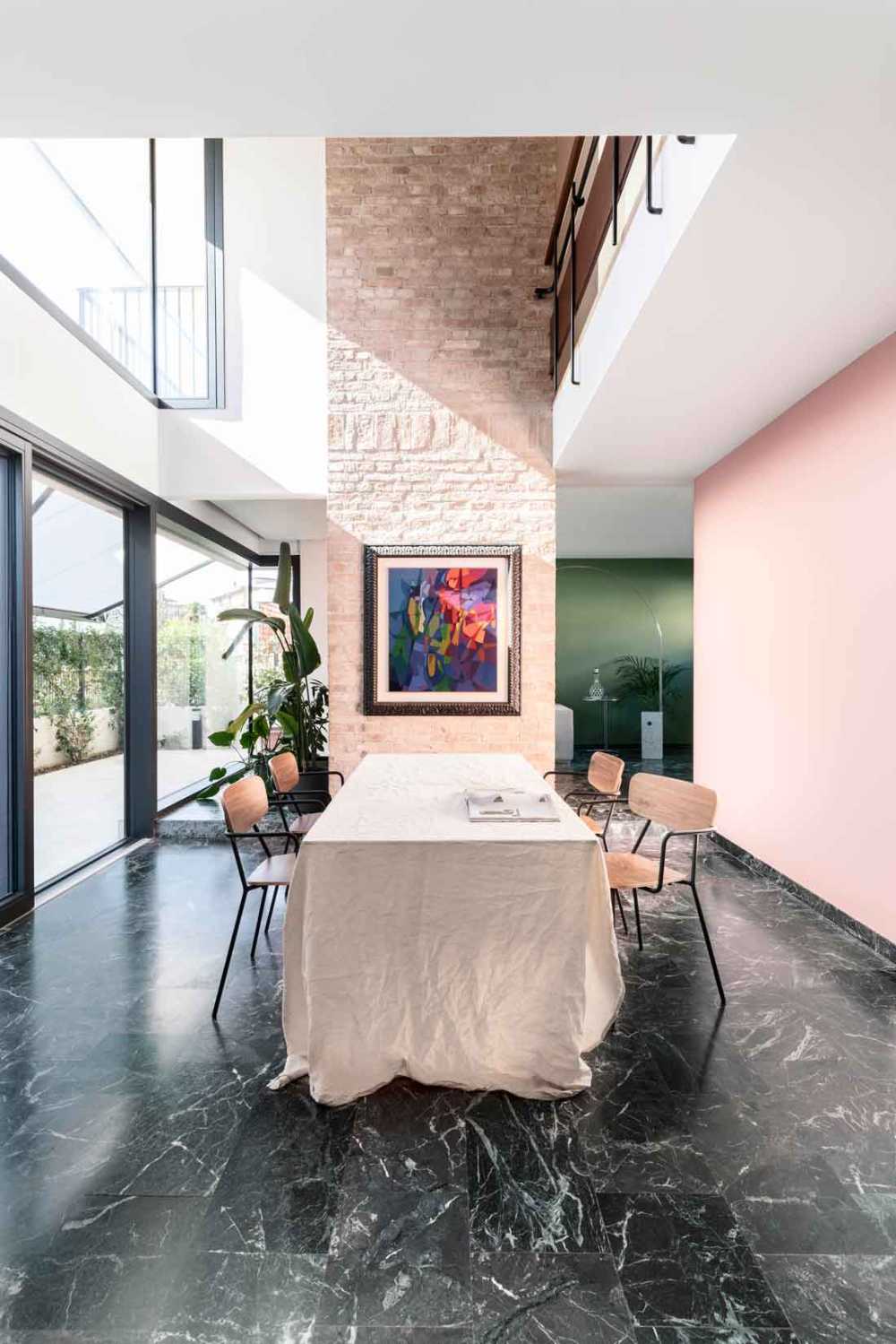 Timeless architecture: the renovation of a 20th-century masterpiece