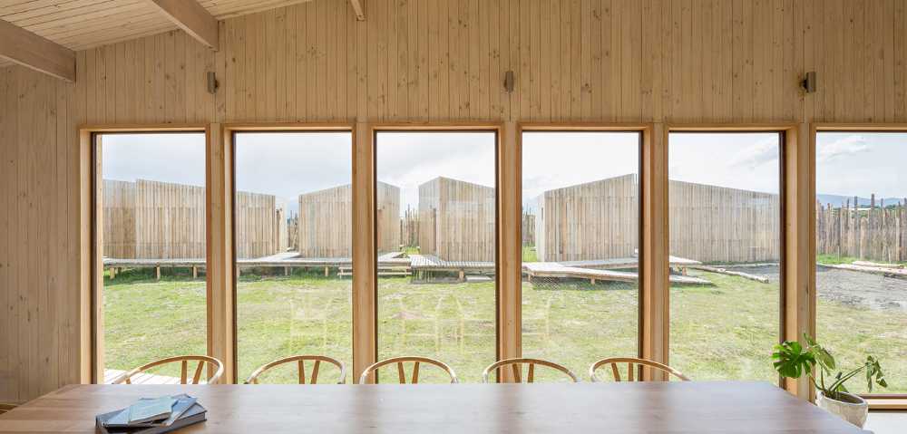 AKA Patagonia: harmony in wood between glaciers and Chilean landscapes