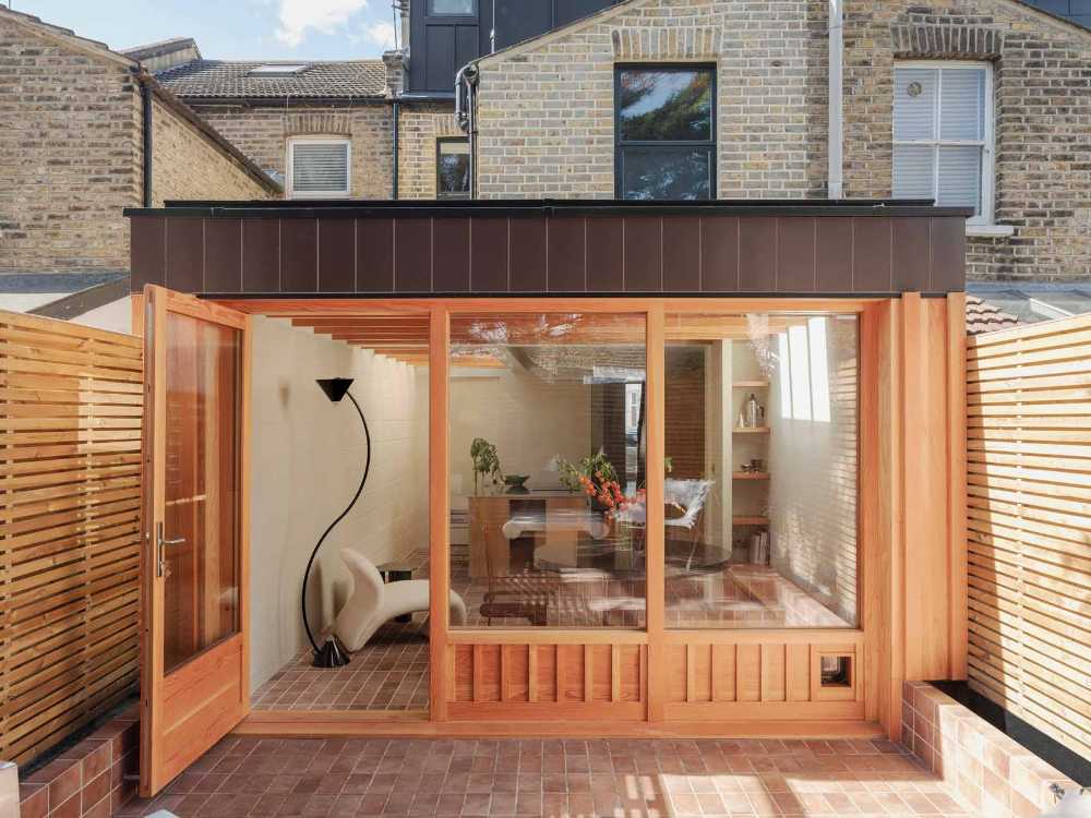 How to modernize a Victorian house with an extension?Jackson House