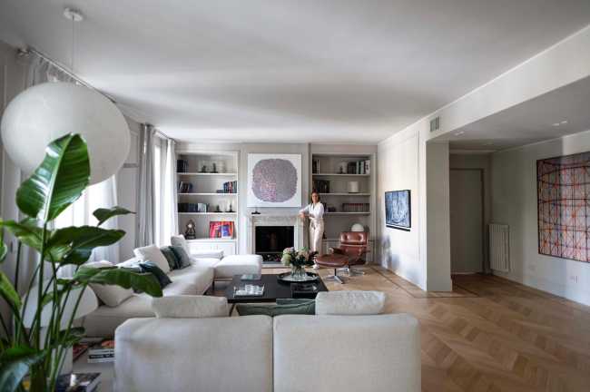 Risorgimento Square, the allure of white for a timeless home