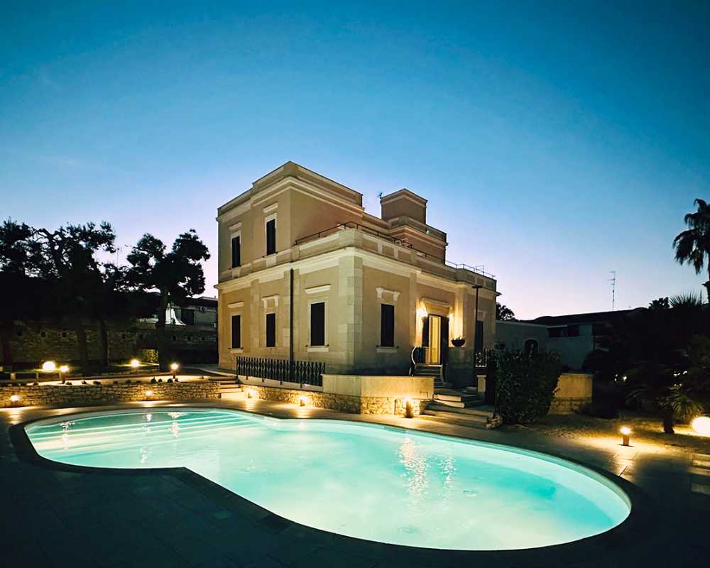 Villa Emy, an Art Deco gem on the sea in Bisceglie