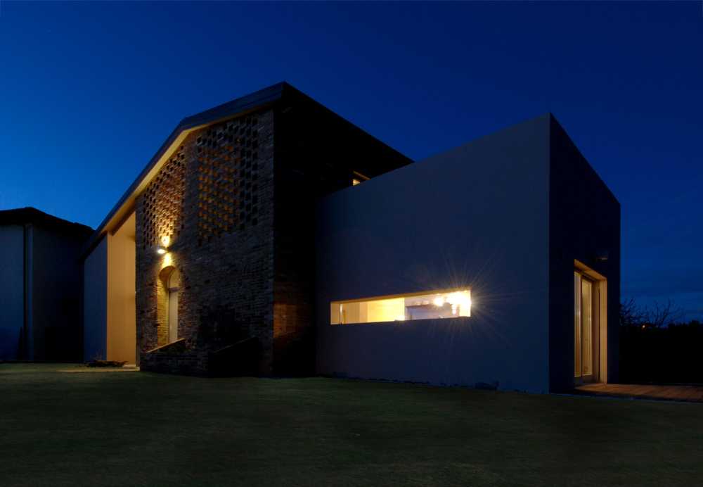 Large openings have been made to bring more light