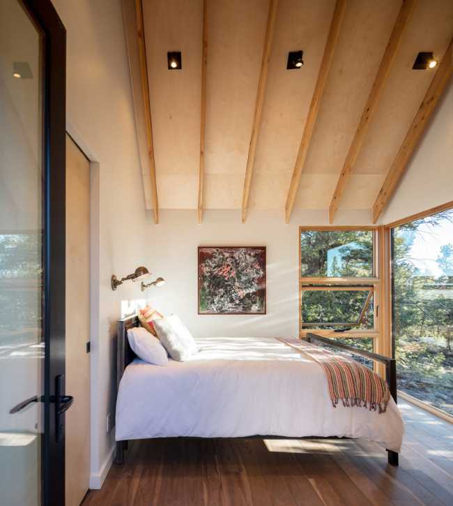Big Cabin Little Cabin, wood architecture redefines modern contact with nature
