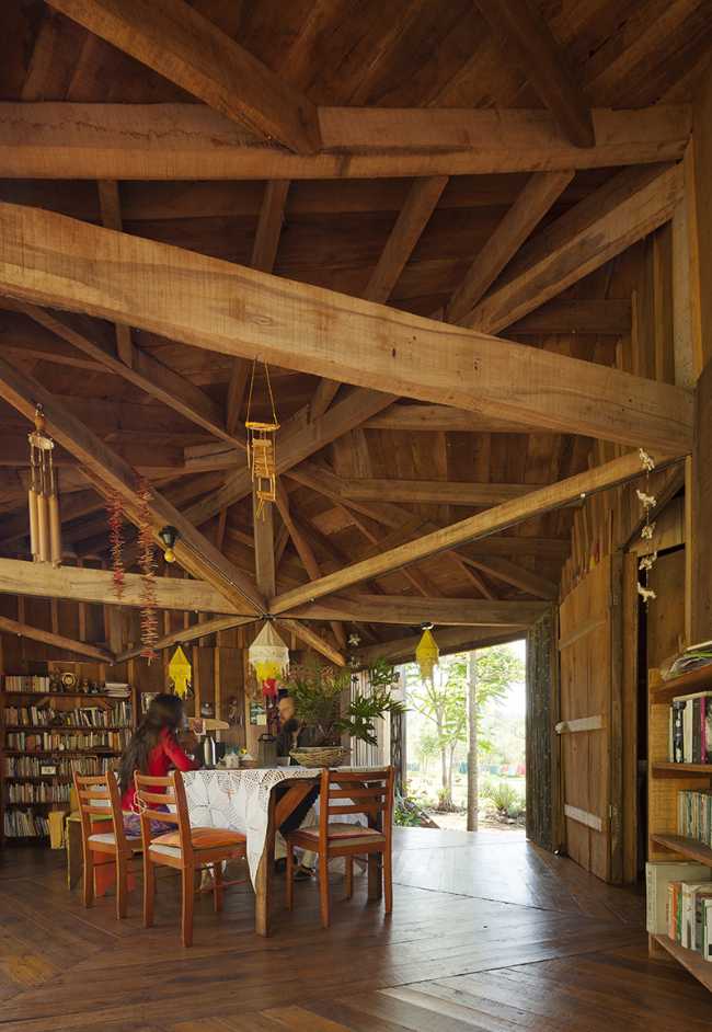 Inner hostel entirely in wood with beams