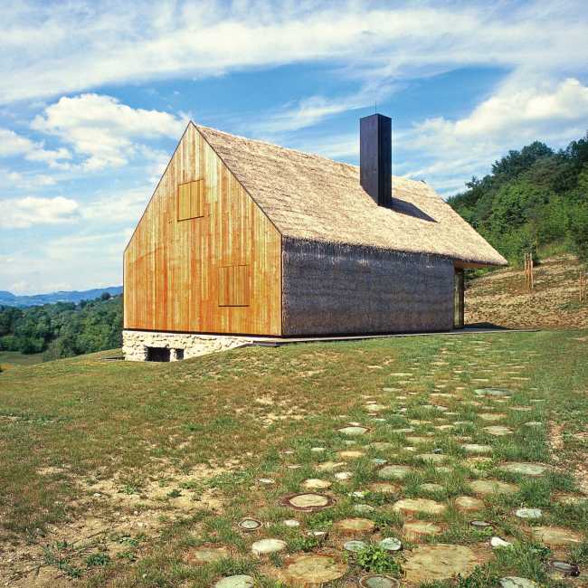 Preserving Tradition: Hiža House's Renovation in Croatia