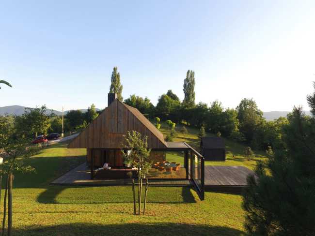 Preserving Tradition: Hiža House's Renovation in Croatia