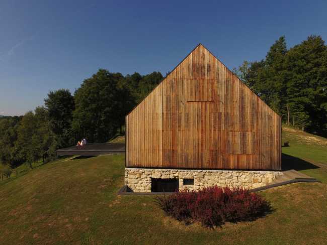 Preserving Tradition: Hiža House's Renovation in Croatia