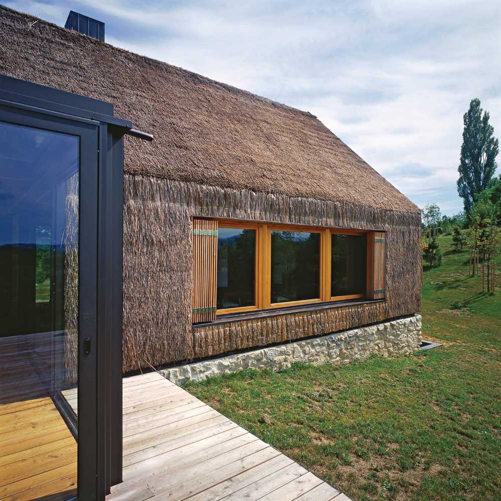 Preserving Tradition: Hiža House's Renovation in Croatia