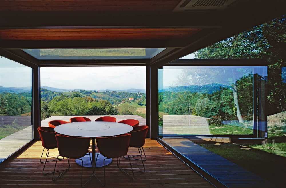 Preserving Tradition: Hiža House's Renovation in Croatia