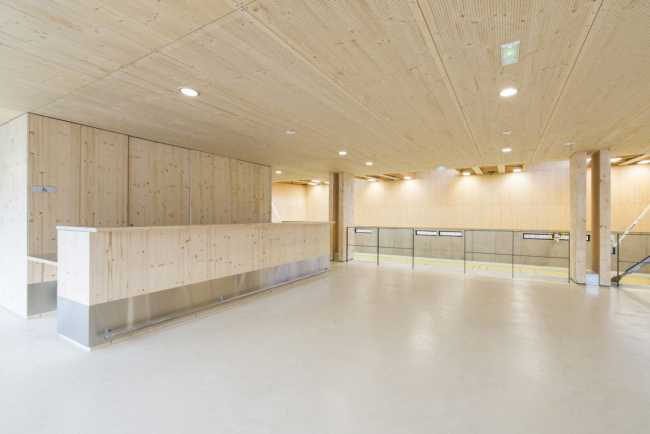 Hacine Cherifi Sports Center: wooden gyms serving schools and the neighborhood
