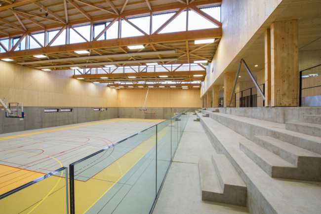 Hacine Cherifi Sports Center: wooden gyms serving schools and the neighborhood