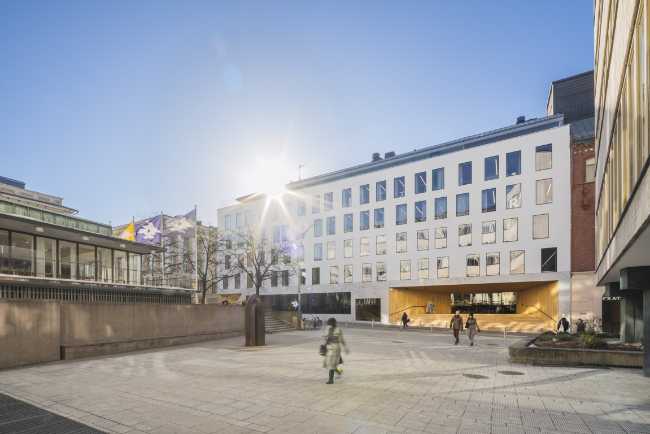 Square in front of the university of Helsinki
