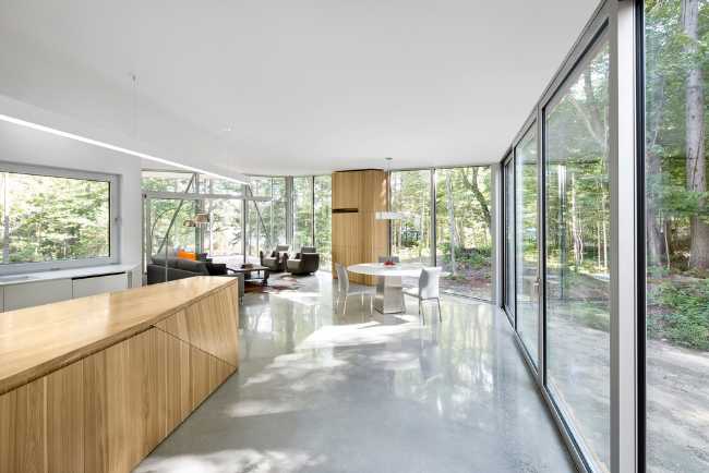 Open space window