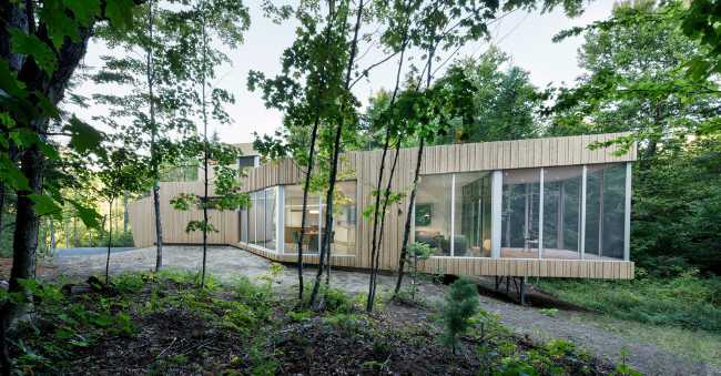 Embossed wooden villa