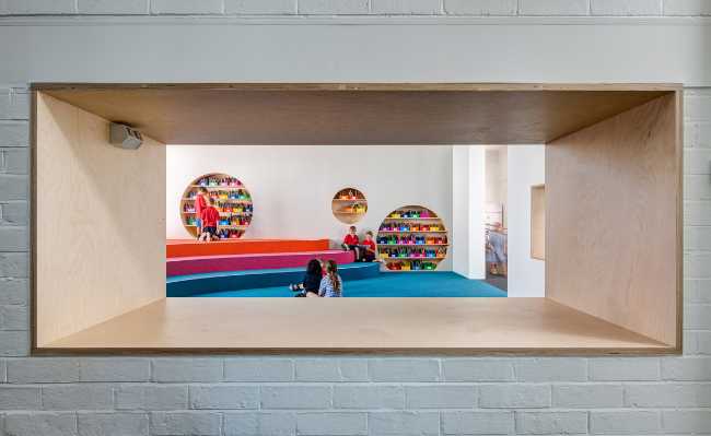 Primary school and perforated dividers