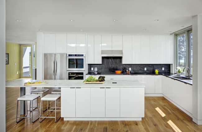 White kitchen