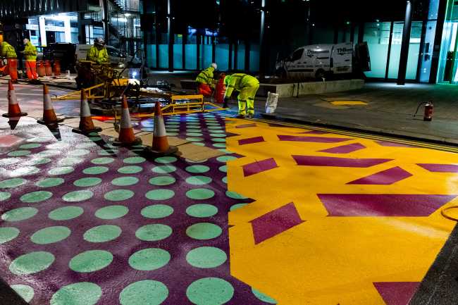 London graphic street art glass palace