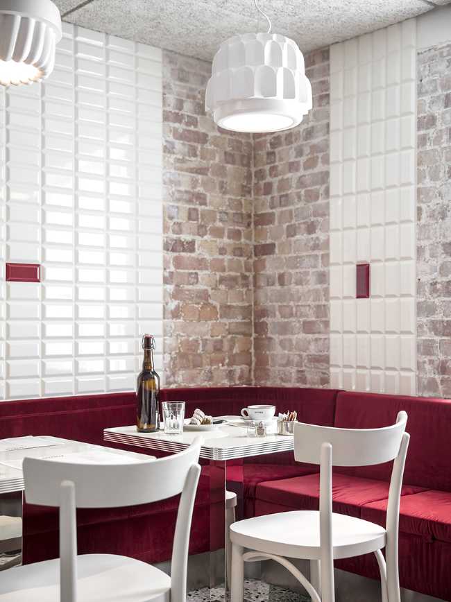 Restaurant red and white