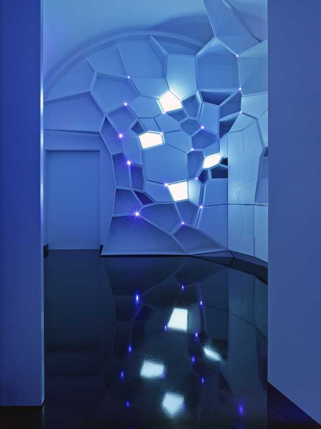 interior geometric blue
