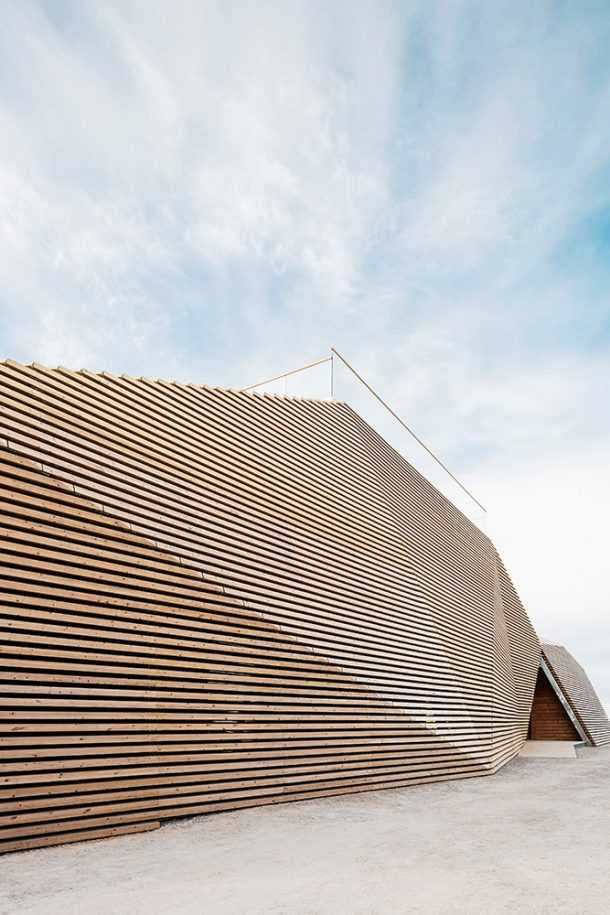 Loyly: Finnish sauna and terrace on the Baltic Sea