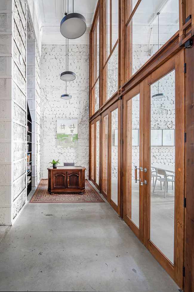 Renaissance interior building