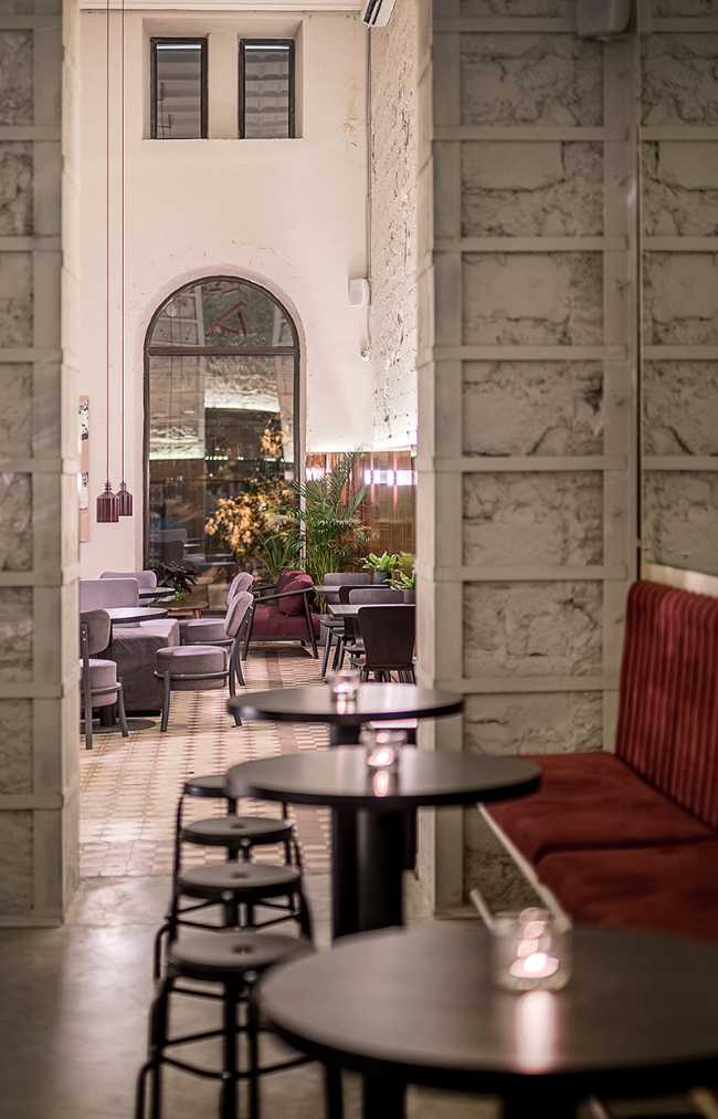 Renaissance interior building