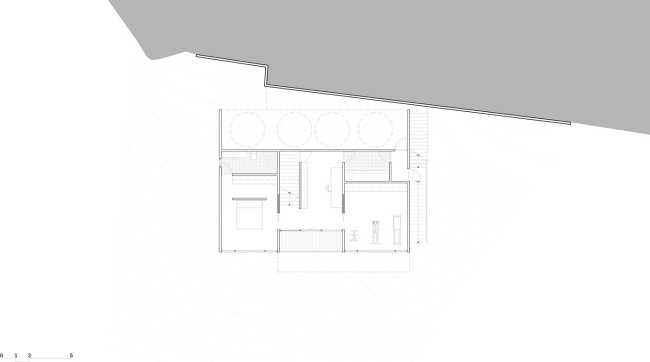 Square plan dwelling