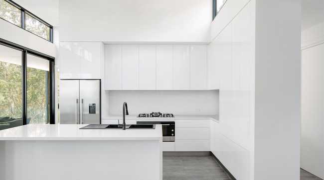Minimal white kitchen