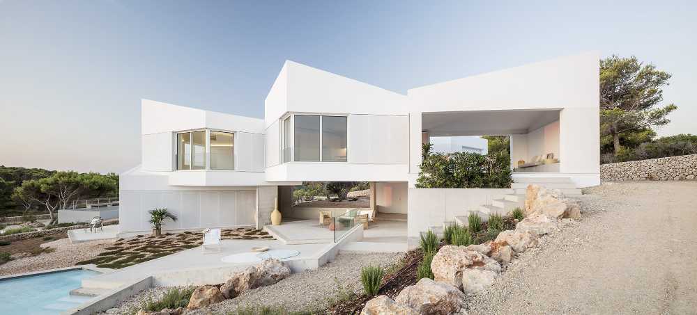 maison de vacances avec piscine vue sur la mer