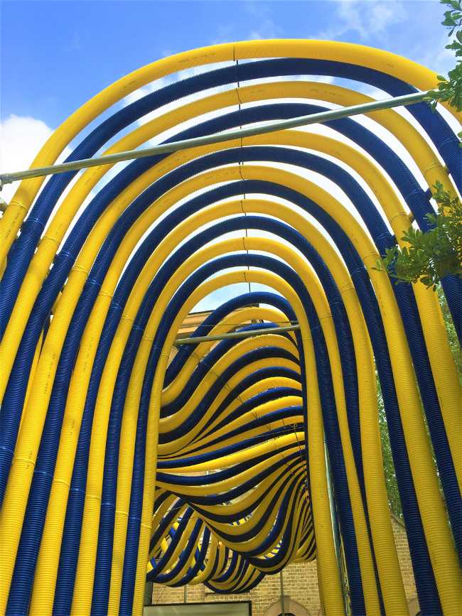 Pavilion for temporary installation of tubes Flexi Duct Pump House