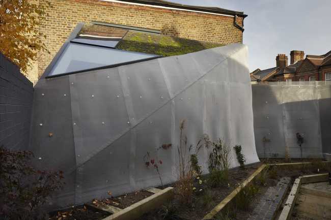 volume metal garden