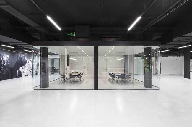 company headquarters Durst facade cladding panels aluminum entrance glass