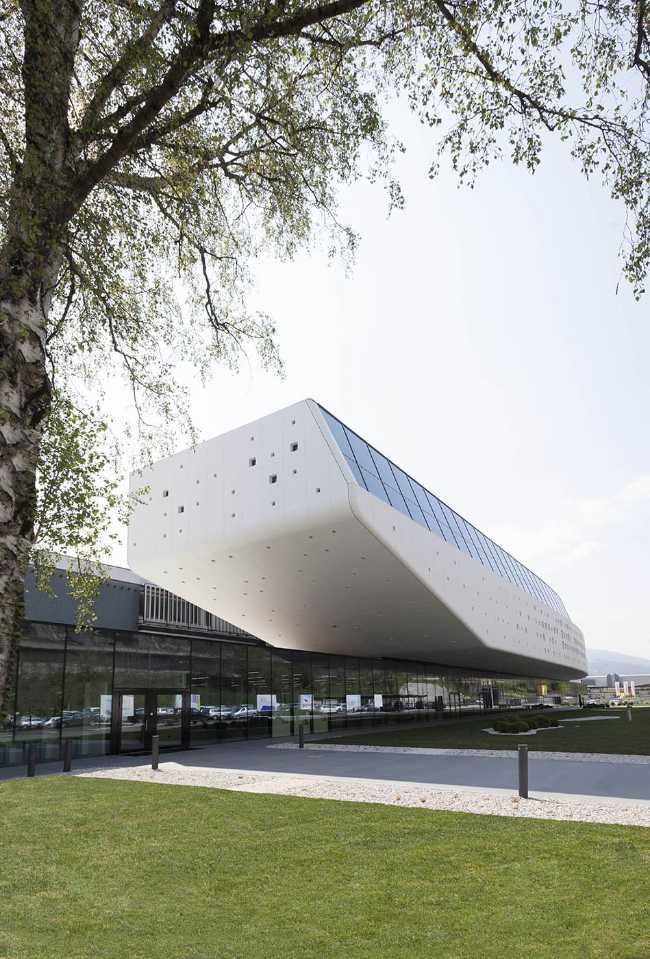 company headquarters Durst facade cladding panels aluminum facade glass continuous