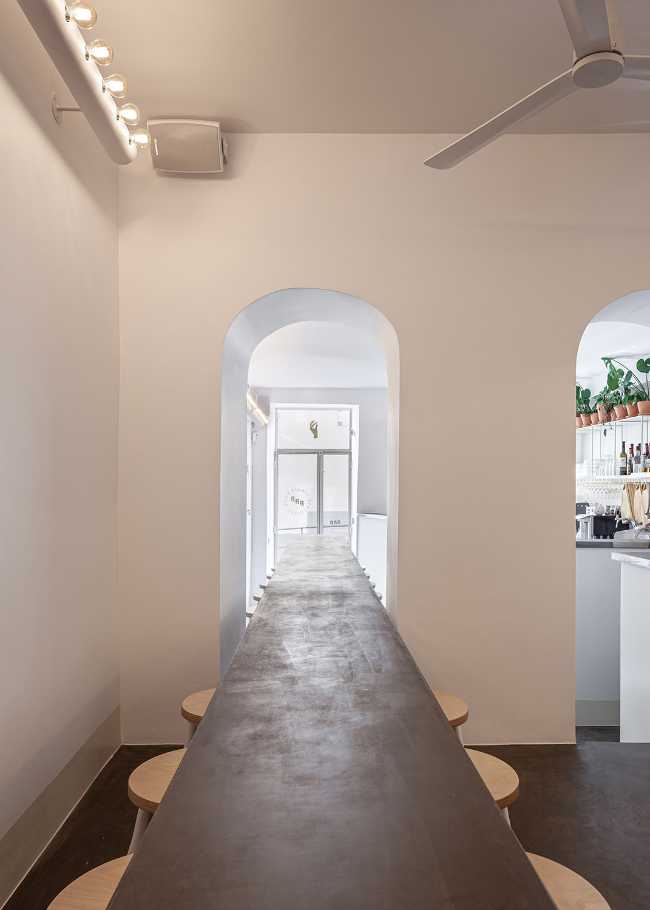 Long table space continuity