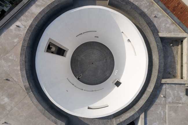 art center structure concrete blocks amphitheater circular