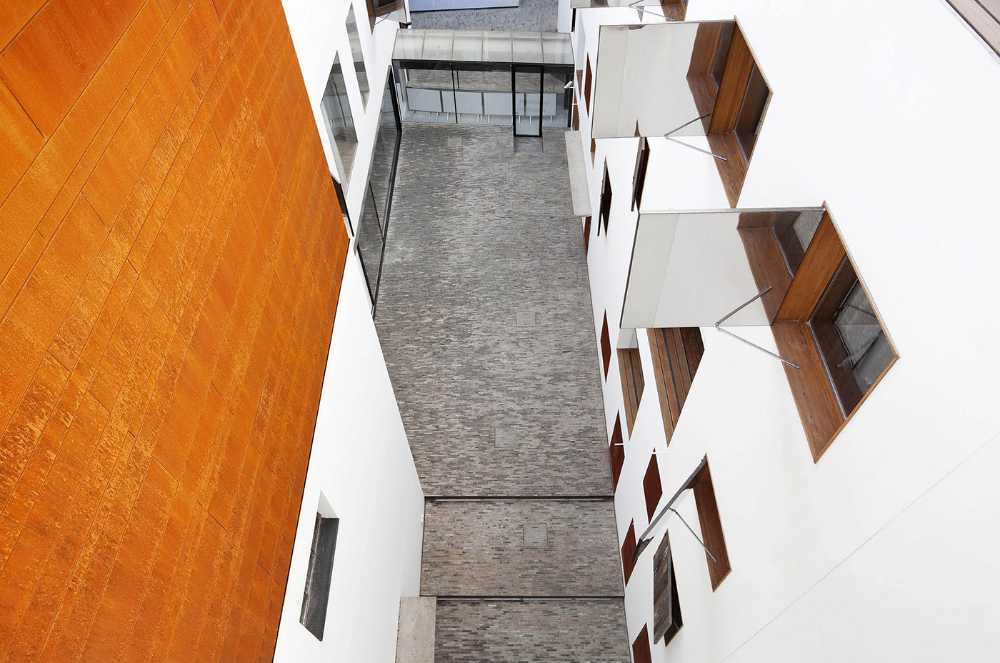Boutique hotel in Shanghai outside