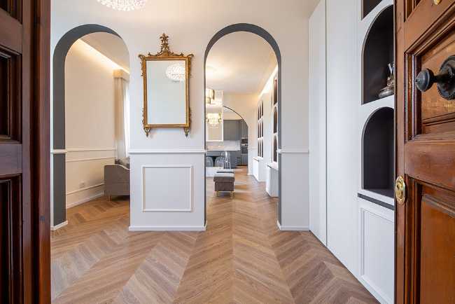 Interior apartment furniture mix classic and modern