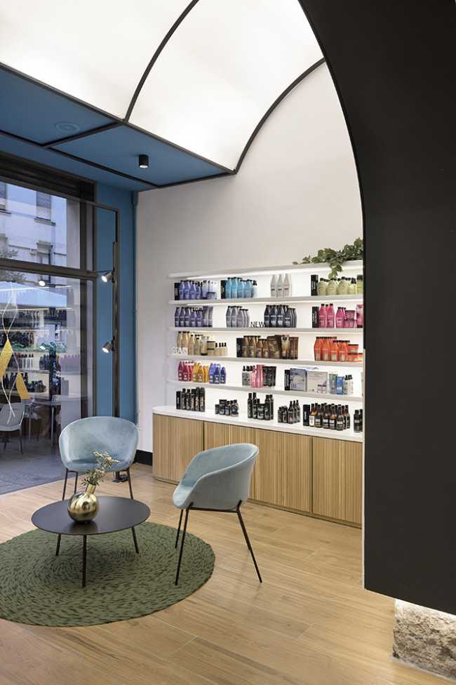 Alma, the interior design for a suggestive, ethereal, and sensual space.