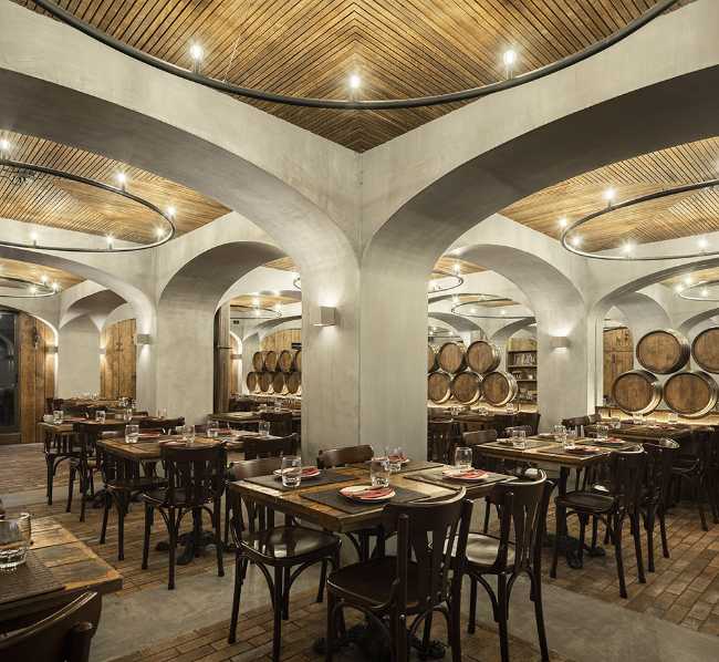 Design of a restaurant with a strong character