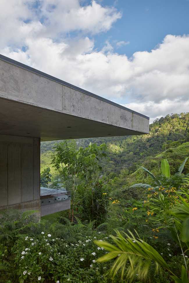 Art Villas balance between wild jungle and luxury in Costa Rica.