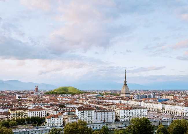 Sponge Mountain a Torino